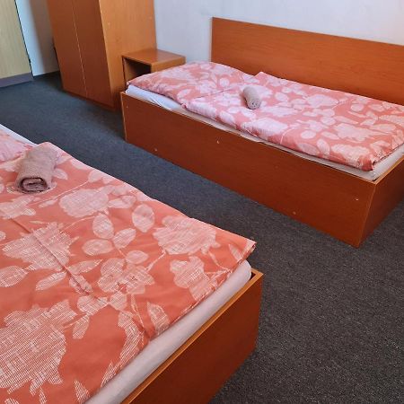 Penzion Olympia Банска бистрица Екстериор снимка