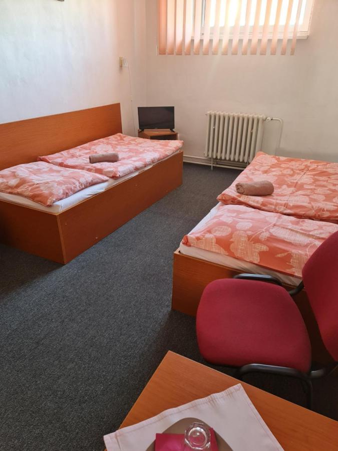 Penzion Olympia Банска бистрица Екстериор снимка