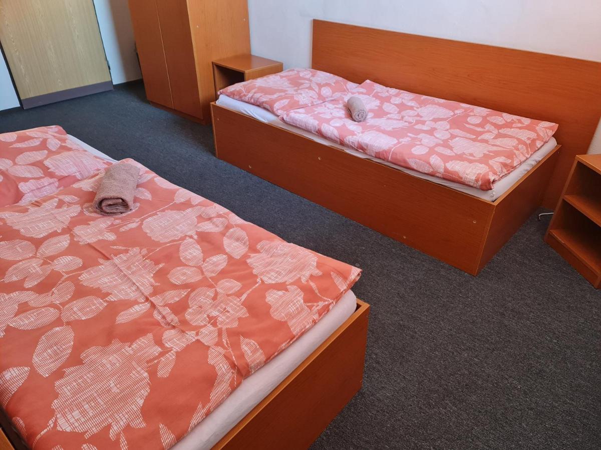 Penzion Olympia Банска бистрица Екстериор снимка