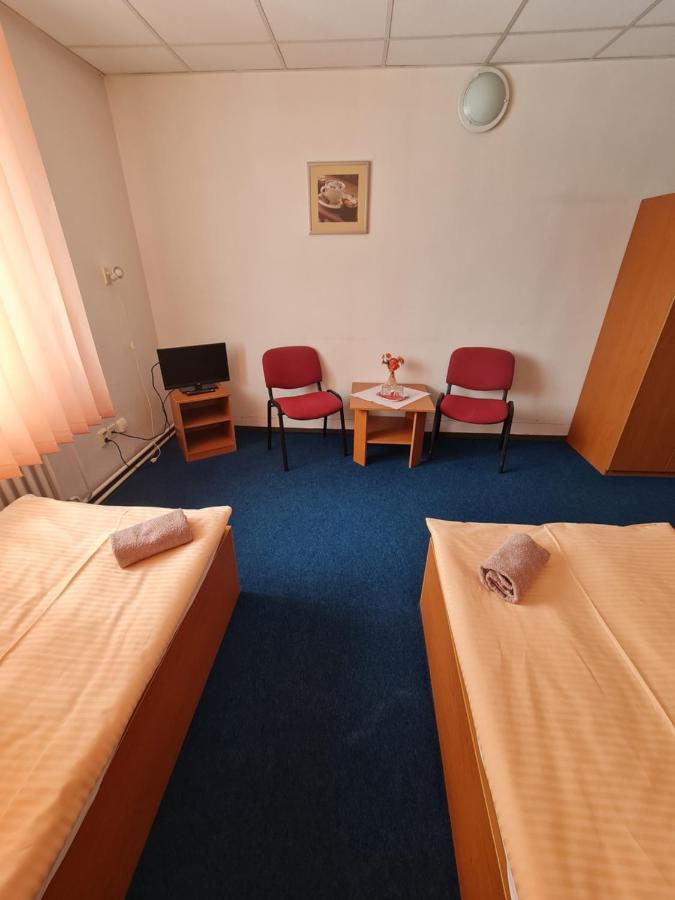 Penzion Olympia Банска бистрица Екстериор снимка