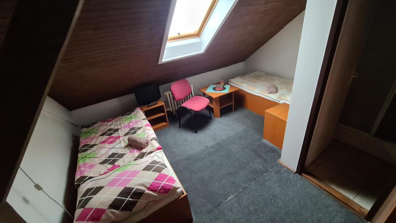 Penzion Olympia Банска бистрица Екстериор снимка